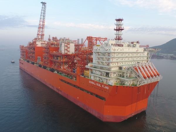 삼성중공업이 건조한 대형 부유식 천연가스 액화설비(FLNG). 삼성중공업 제공