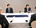 OECD 한국경제 성장률 상향...정부, 빚투 리스크 점검