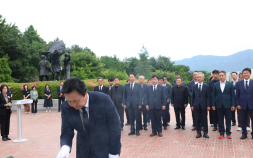 강기윤 창원시장 당선인, 충혼탑 참배·수소기업 방문으로 공식 행보 시작