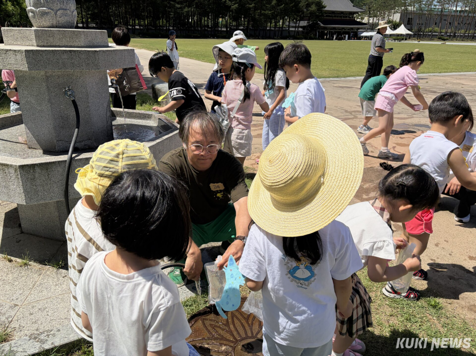 충남문화관광재단은 4~5일 부여 백제문화단지와 롯데리조트 부여 일원에서 운영한 ‘2026 충남형 Family Art Workation’ 시범사업을 개최했다.
