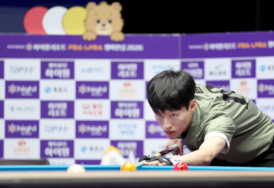 ‘당구 인플루언서’ 해커를 꺾은 김홍민. PBA 제공