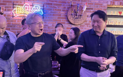 젠슨 황, 최태원과 ‘깐부’ 재회…SK 사장단도 함께한다