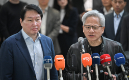 “피지컬AI 시대, 최적화된 한국”…젠슨 황, SK그룹 손잡은 이유는 [현장+]