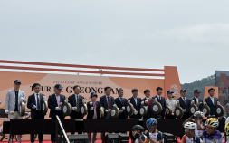 ‘투르 드 경남 2026’ 개막…남해안 비경 따라 530km 국제 레이스