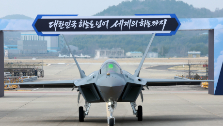 “美 F-22 기술 활용?”…KAI, KF-21 개발 관련 풍문에 ”사실 무근”