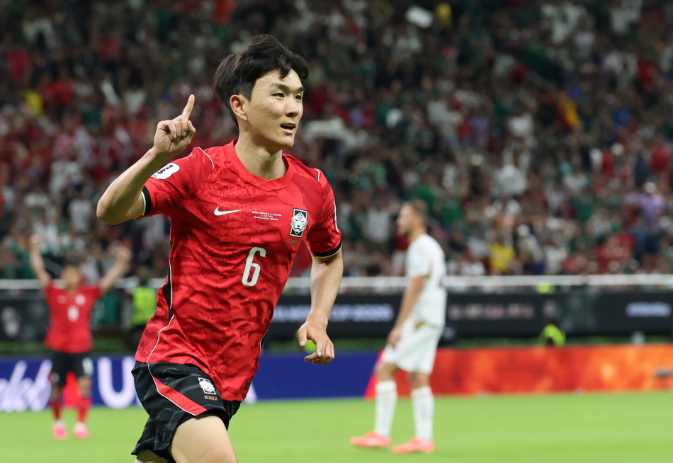 11일(현지시간) 멕시코 사포판 과달라하라 스타디움에서 열린 2026 북중미 월드컵 A조 1차전 한국과 체코의 경기. 후반 황인범이 골을 넣은 뒤 세리머니를 하고 있다. 연합뉴스