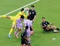 한국, 치명적인 수비 실책…멕시코전 0-1 [북중미 월드컵]