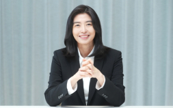 역대급 실적에도 웃지 못하는 카카오…정신아 체제 시험대