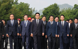 민주당 전대 앞두고 ‘적통 논쟁’…당심 쟁탈전 본격화