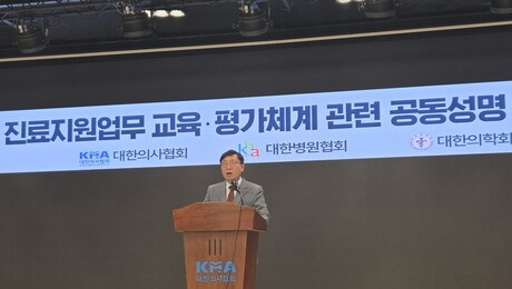 전담간호사 교육 누가?…“간호계가 책임져야” vs “의사가 지도해야”