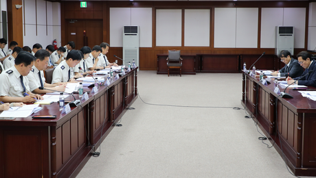 우상호 강원도지사 첫 업무보고 ‘실질적 변화와 성과 강조’